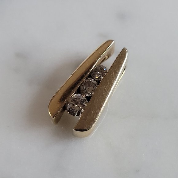 Womens Vintage Estate 14K Gold Diamond Pendant 2.1g #E6562